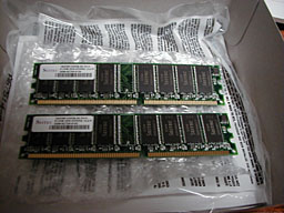 DDR333$B$G$bF0$/$<(B